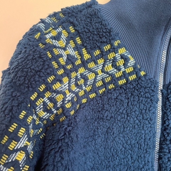 Free People Movement Navy Blue Snowy Peaks Sherpa sweatshirt NWOT JB - Picture 5 of 6